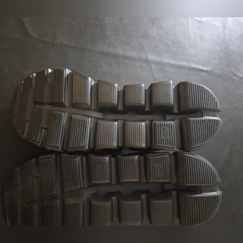On Running Walking Sneakers Cloud 6 Men Size 7.5 - Picture 3 of 12